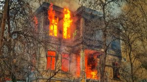 Incendio en casa: ¿cómo debemos actuar?
